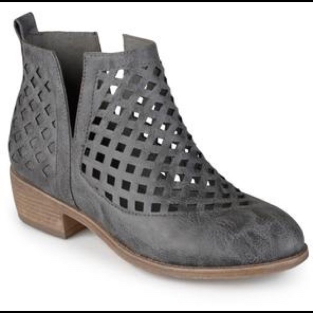 NWT Journey and Crew NEW IN BOX Kat booties.